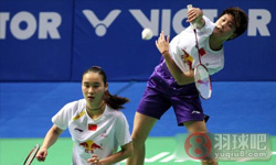 2013年中国羽毛球公开赛 包宜鑫/钟倩欣VS 克里斯汀娜·佩蒂森/卡米拉·吕特·尤尔女双1 4决赛录像